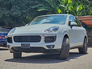 Porsche Cayenne Platinum Edition AWD 2018 White