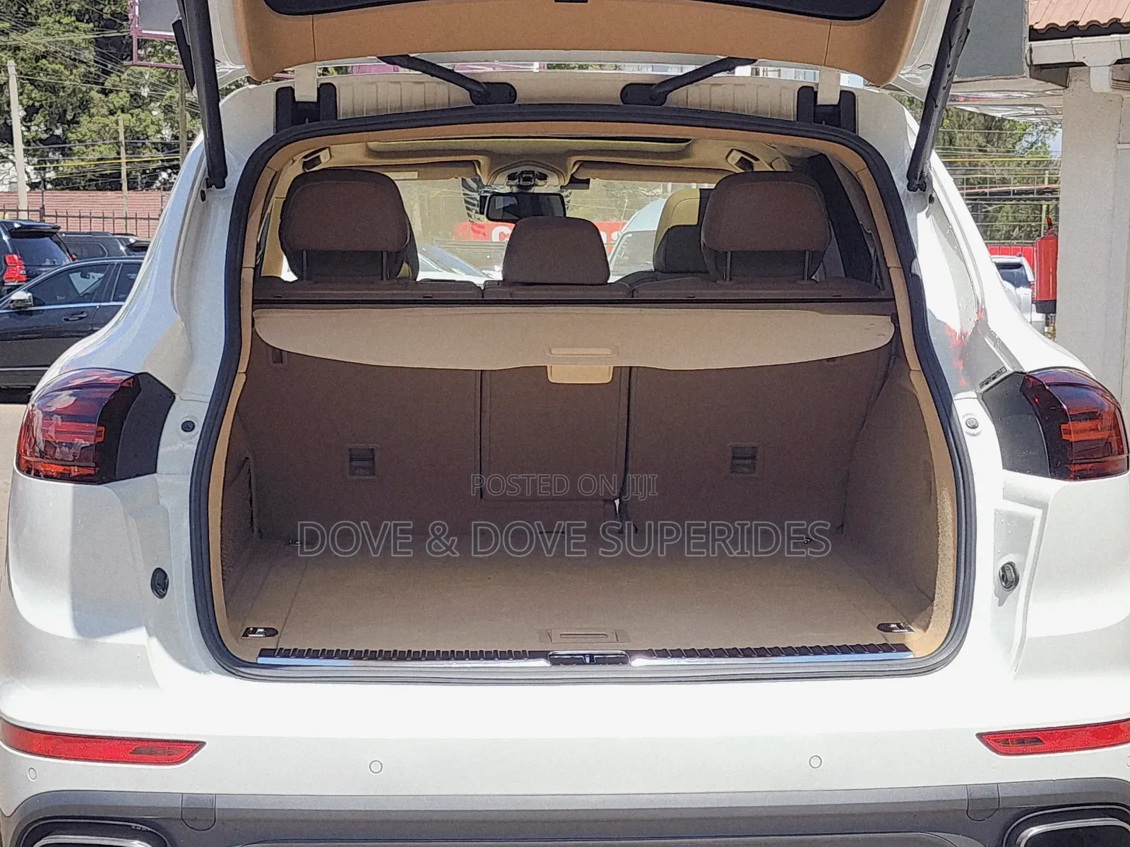 Porsche Cayenne Platinum Edition AWD 2018 White