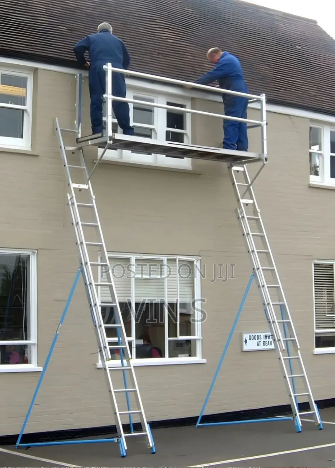 Extension Ladder] Extesiòn Làdder>Extensiôn Laddér/Extensìon Laddér'