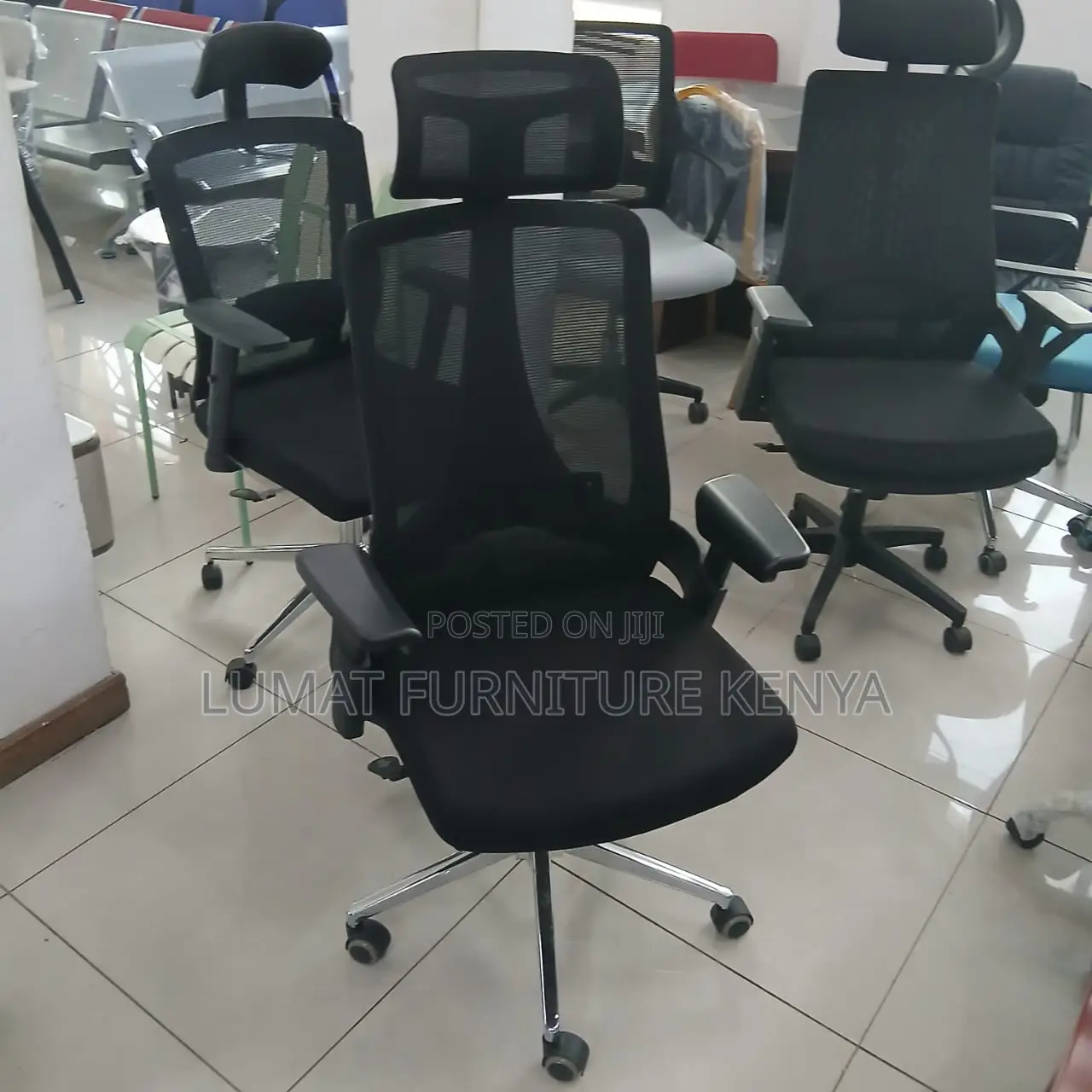 High Back Ergonomic Modern Staff Chair