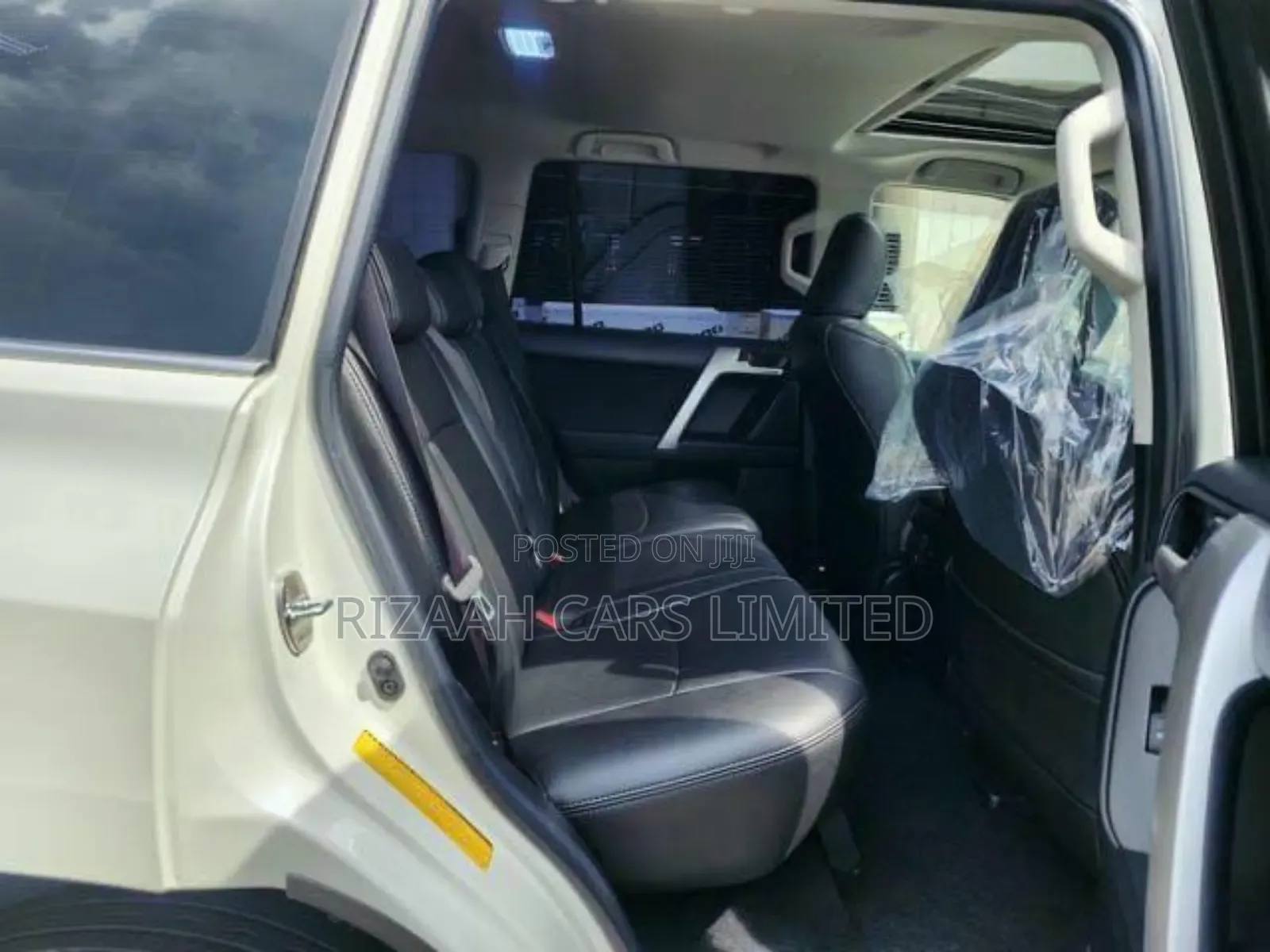 Toyota Land Cruiser Prado 2.7 2018 White
