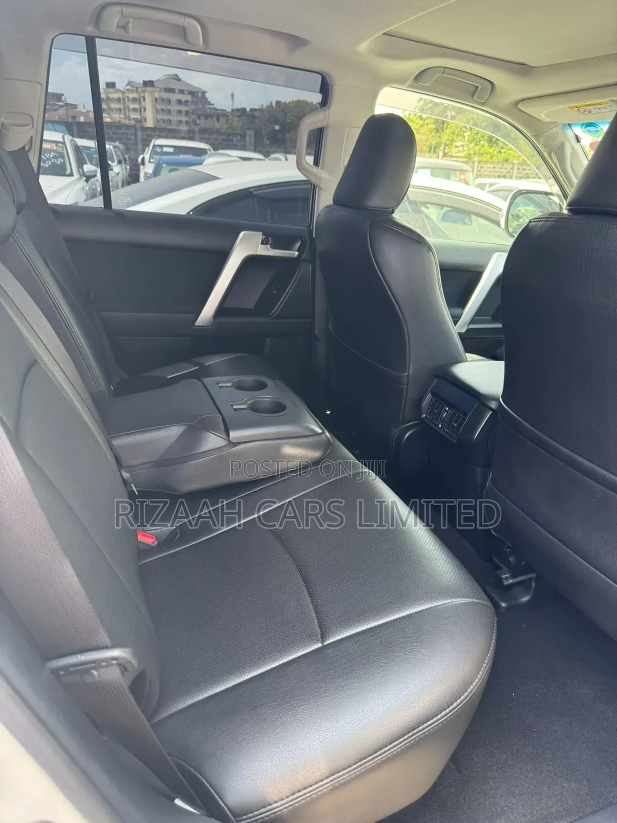 Toyota Land Cruiser Prado 2.7 2018 White