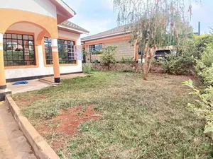 3bdrm Bungalow in Kenyatta Road for rent