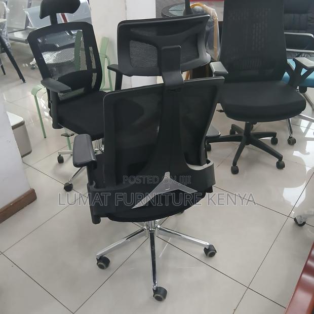 High Back Ergonomic Modern Staff Chair - thumbnail 3