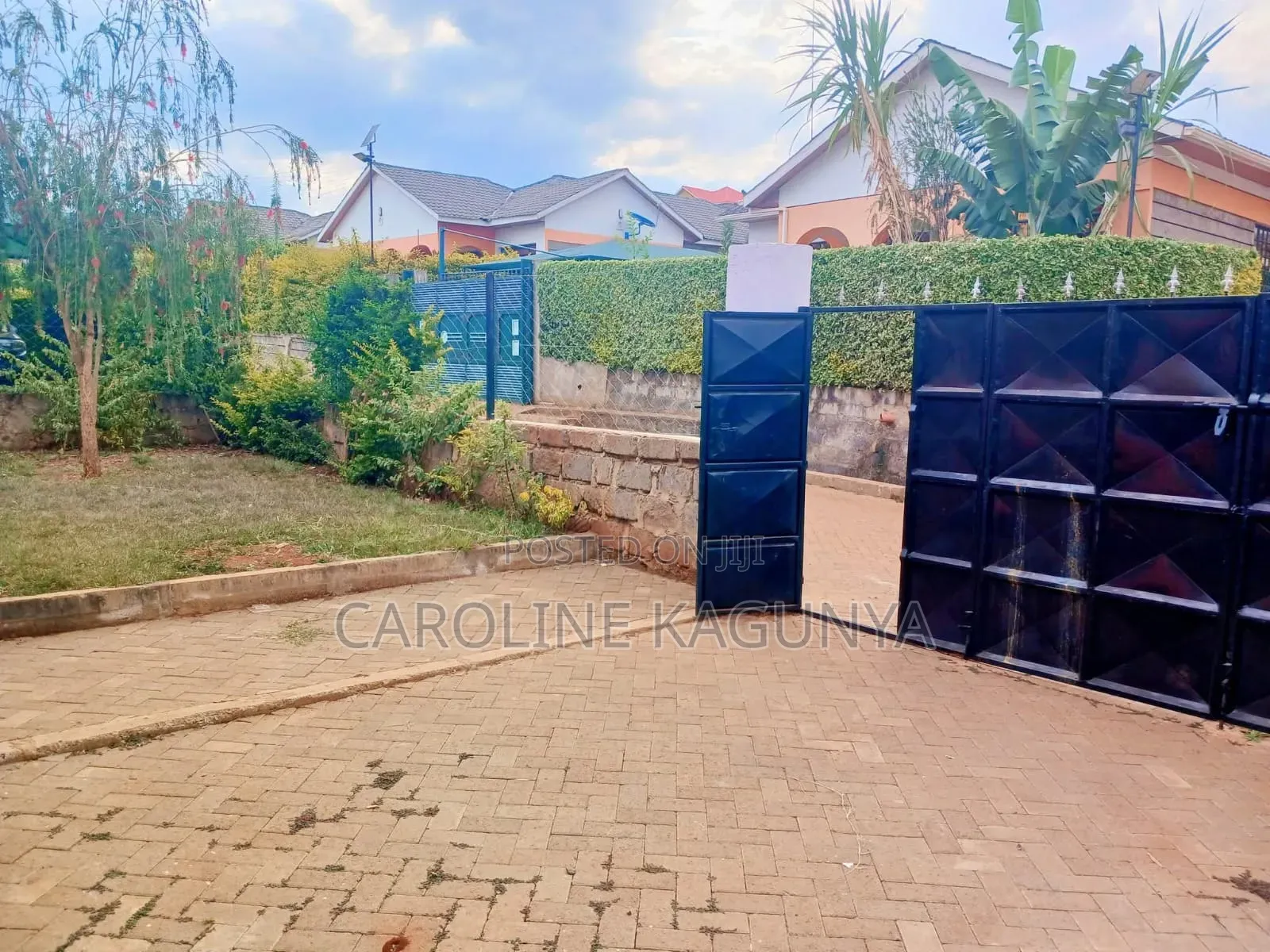 3bdrm Bungalow in Kenyatta Road for rent
