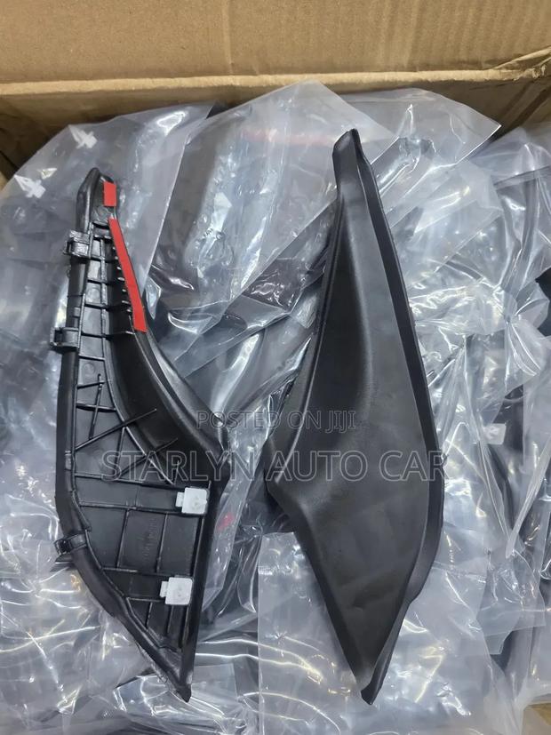 Windscreen Finisher Fielder /Axio 2014/2018