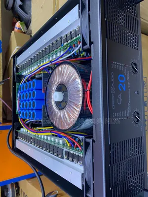 Amplifier Crest Audio Ca20