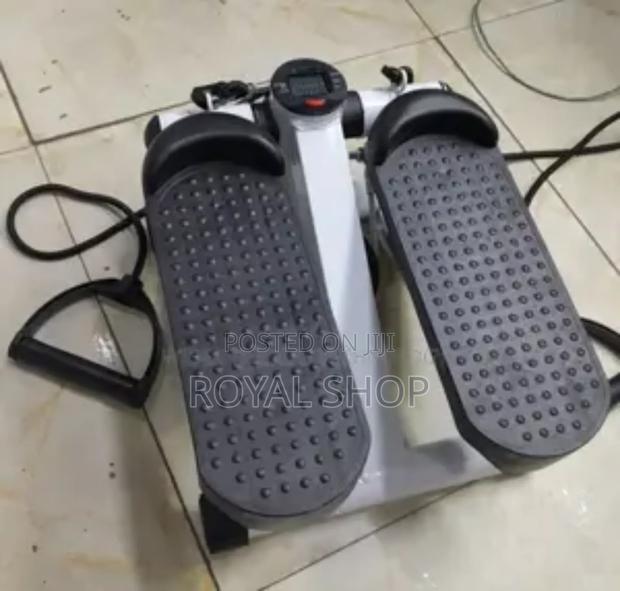 _Mini Stepper With Resistance Bands*_