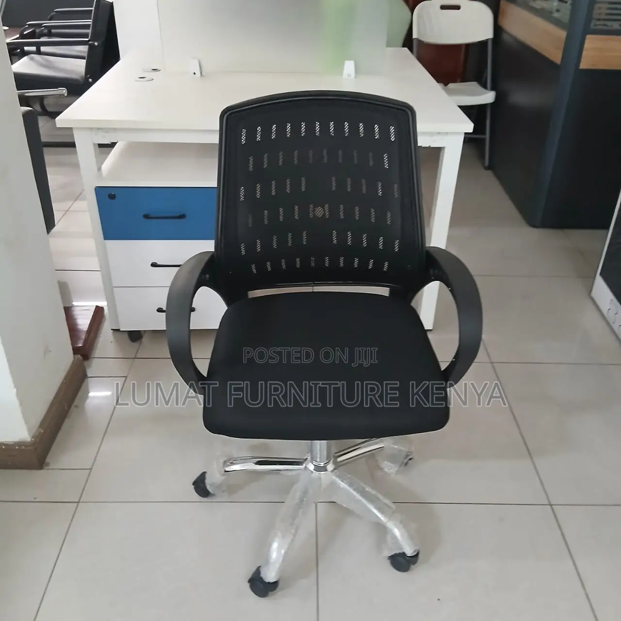 Secretarial Modern Office Mesh Chair