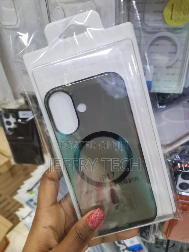 Disme Translucent Matte iPhone 17 Case Compatible With Magsafe - thumbnail 3