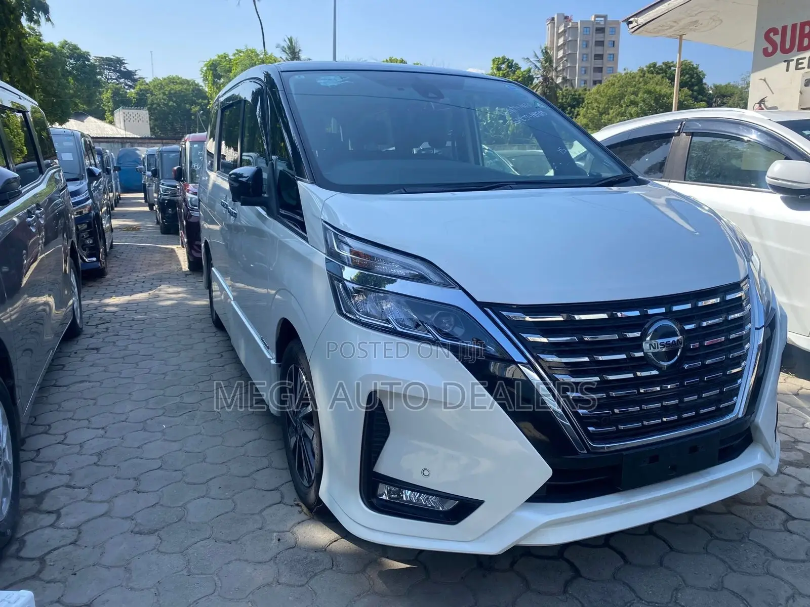 Nissan Serena 2019 White