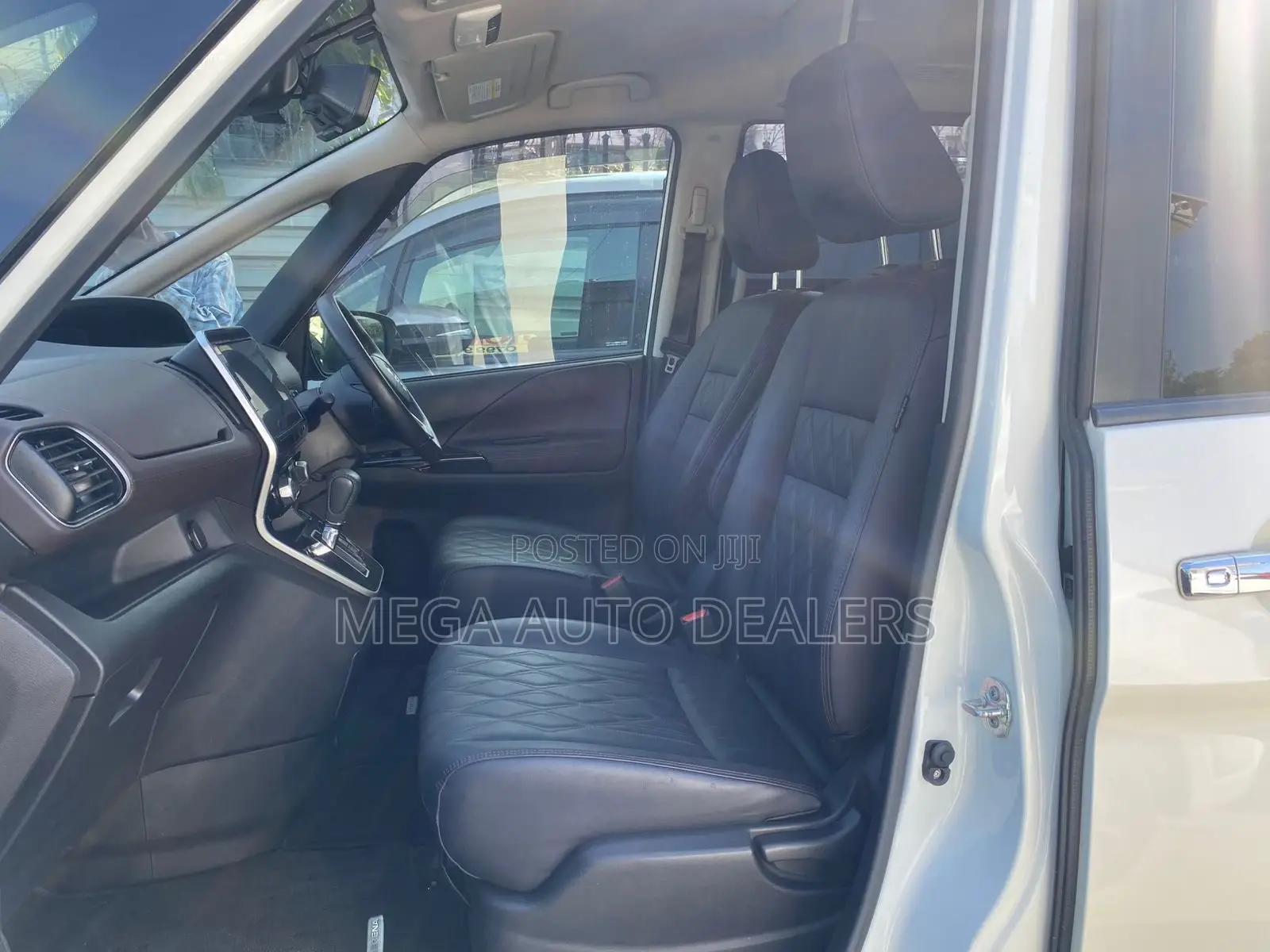 Nissan Serena 2019 White