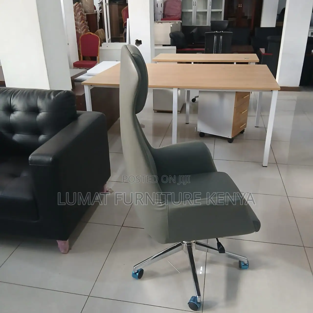 Director High Back Modern Leather Office Seat