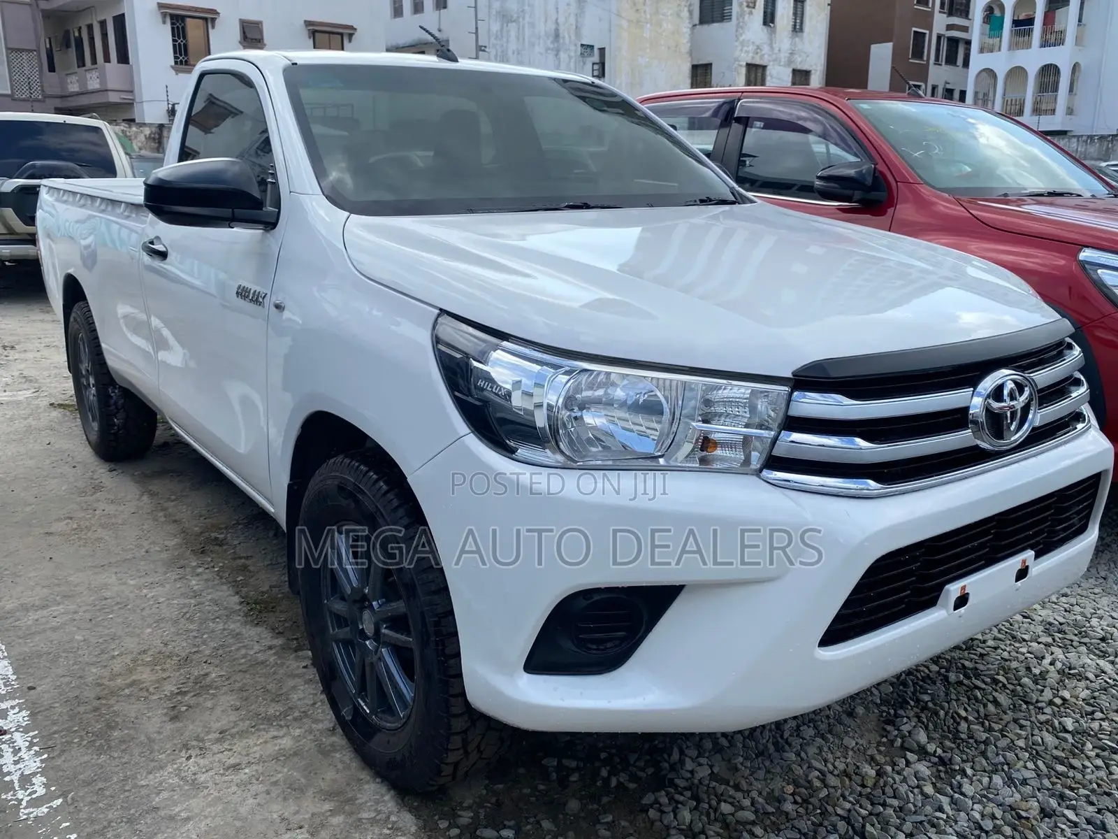 Toyota Hilux 2018 White