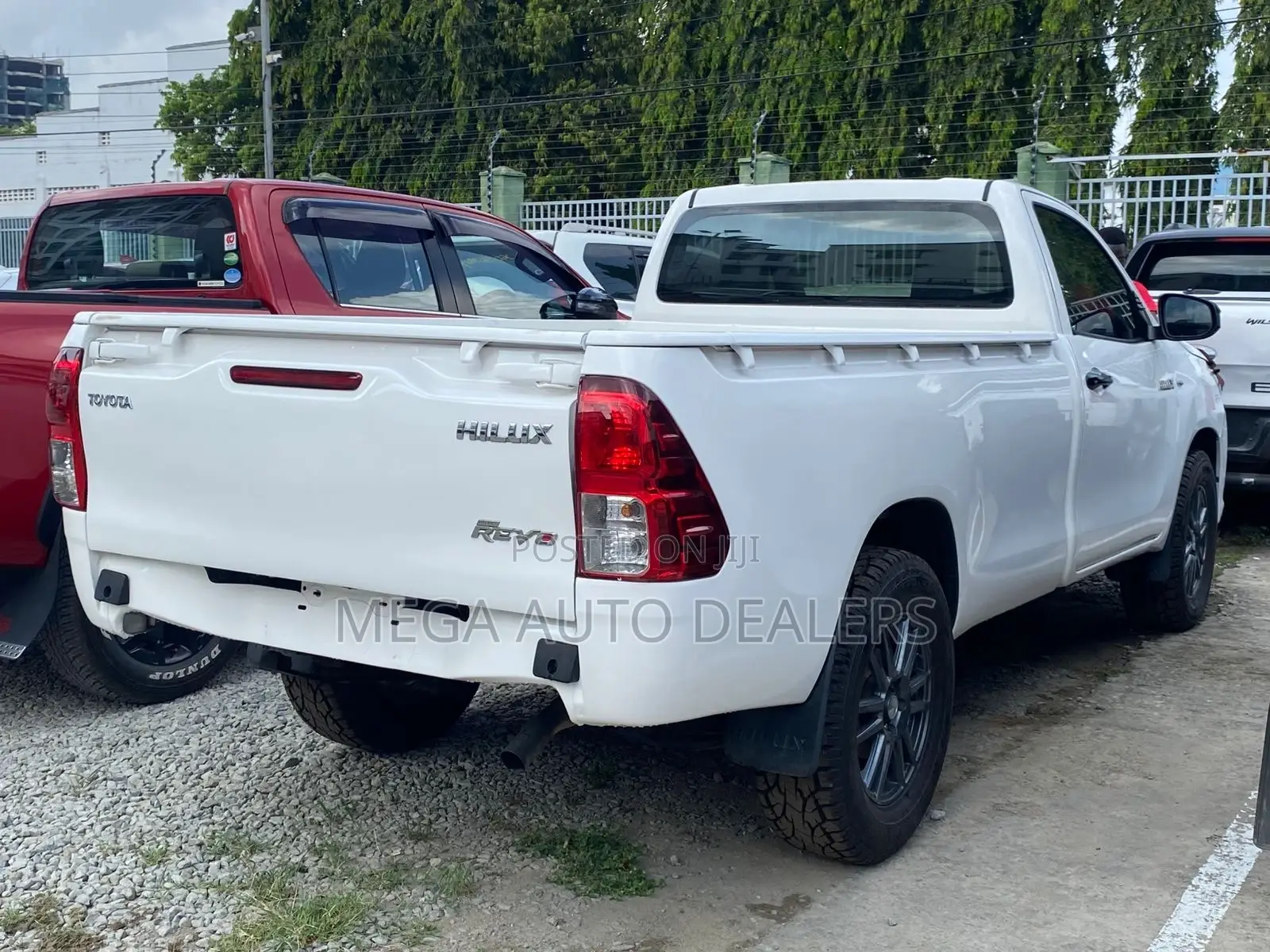 Toyota Hilux 2018 White