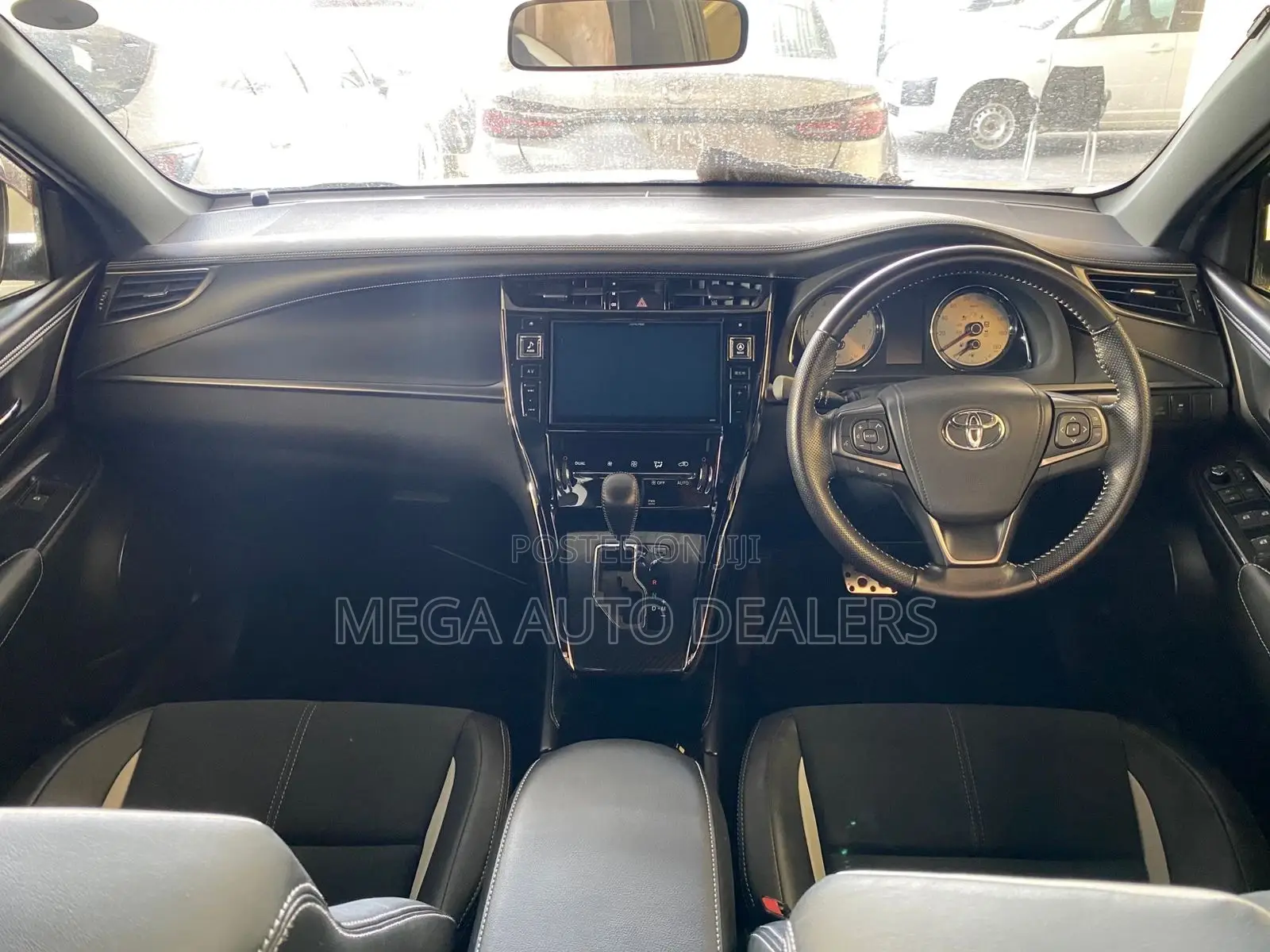 Toyota Harrier 2018 Black