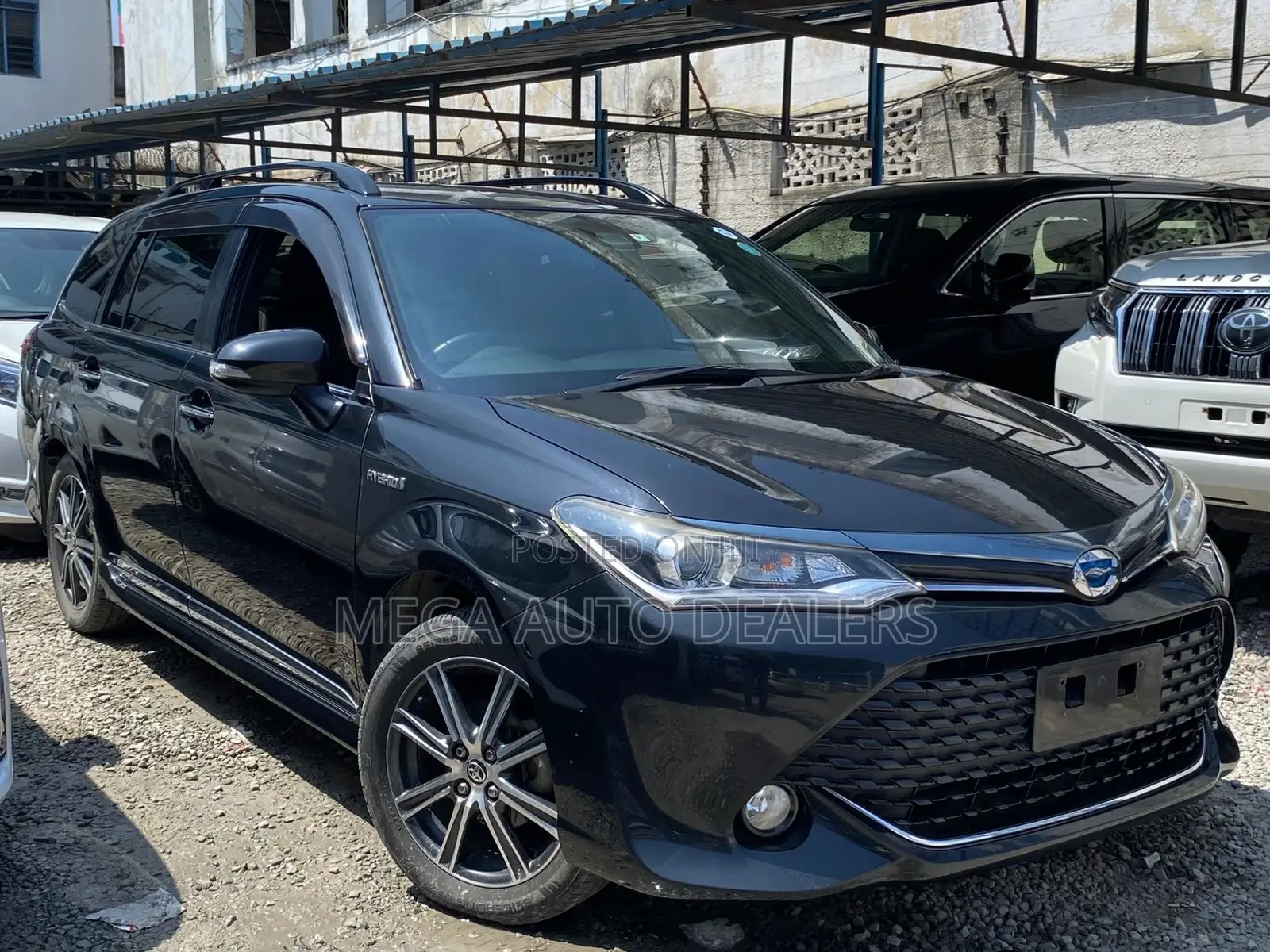 Toyota Corolla Fielder 2018 Black
