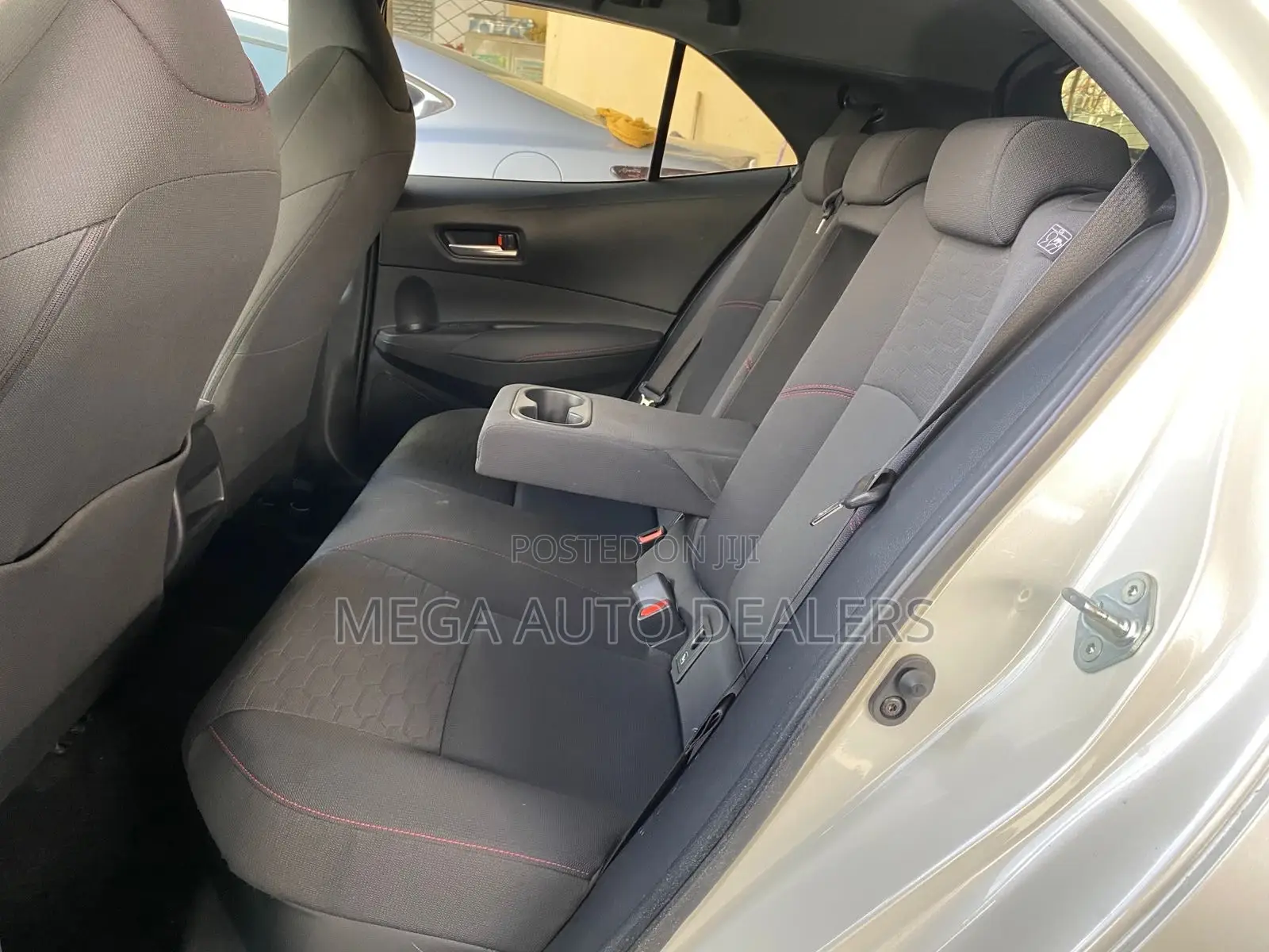 Toyota Corolla 2018 White