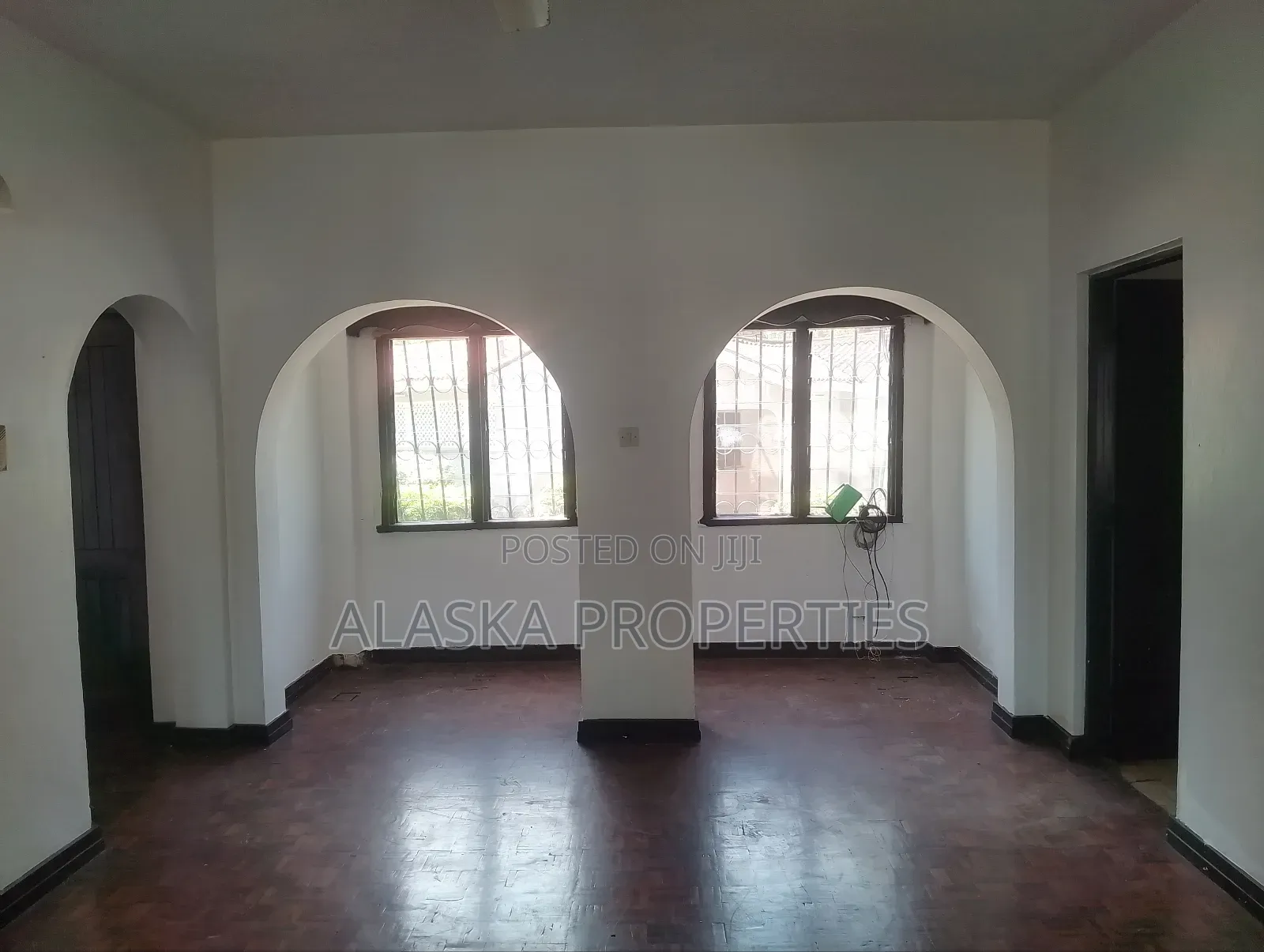 5bdrm Mansion in Nyali Estate for sale