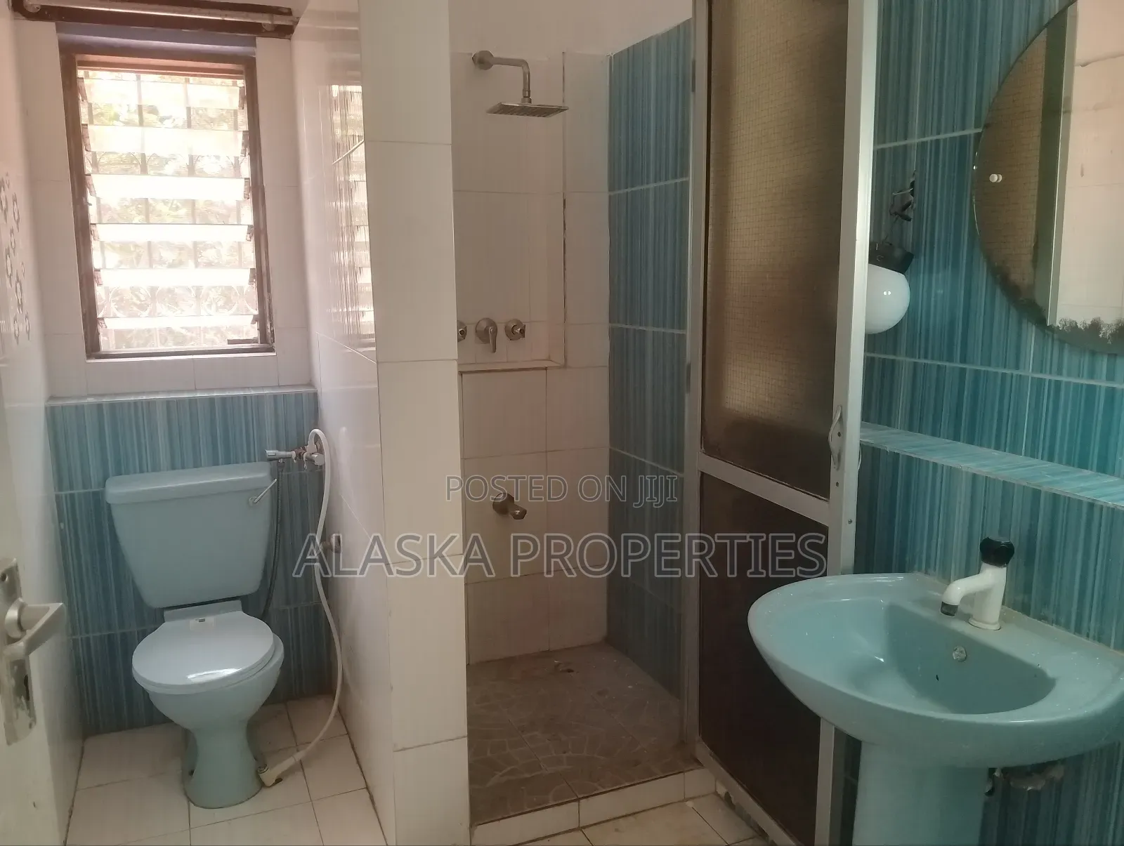 5bdrm Mansion in Nyali Estate for sale