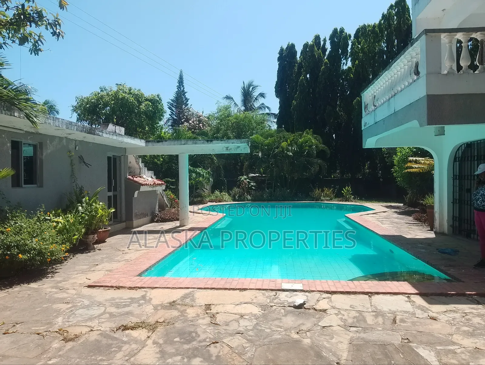 5bdrm Mansion in Nyali Estate for sale