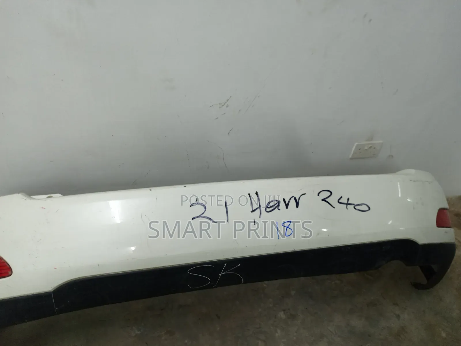 Top Notch Toyota Harrier 240 Back Bumper