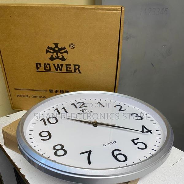 Hidden Camera,Wifi Spy Wall Clock Camera Rechargeable Battery Powered