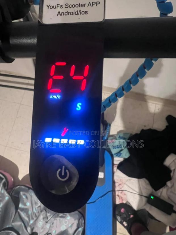 Foldable Electric Scooter for Kids Adults - thumbnail 3