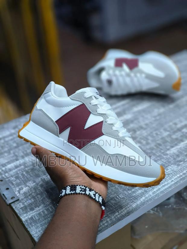 New Balance 327 - thumbnail 3