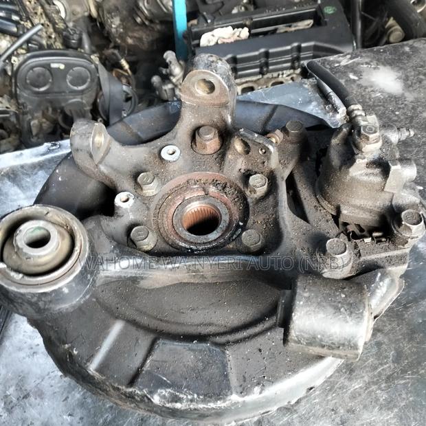 Rear Complete Hub Pajero V98/V96