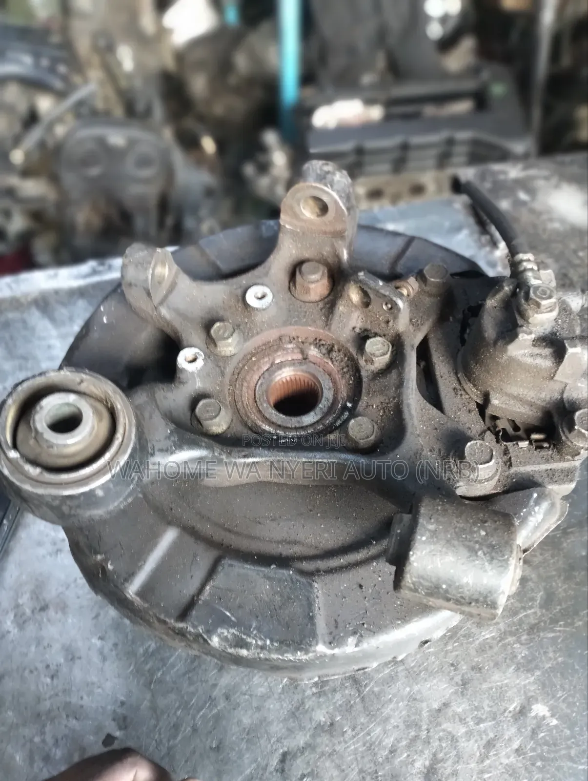 Rear Complete  Hub Pajero V98/V96