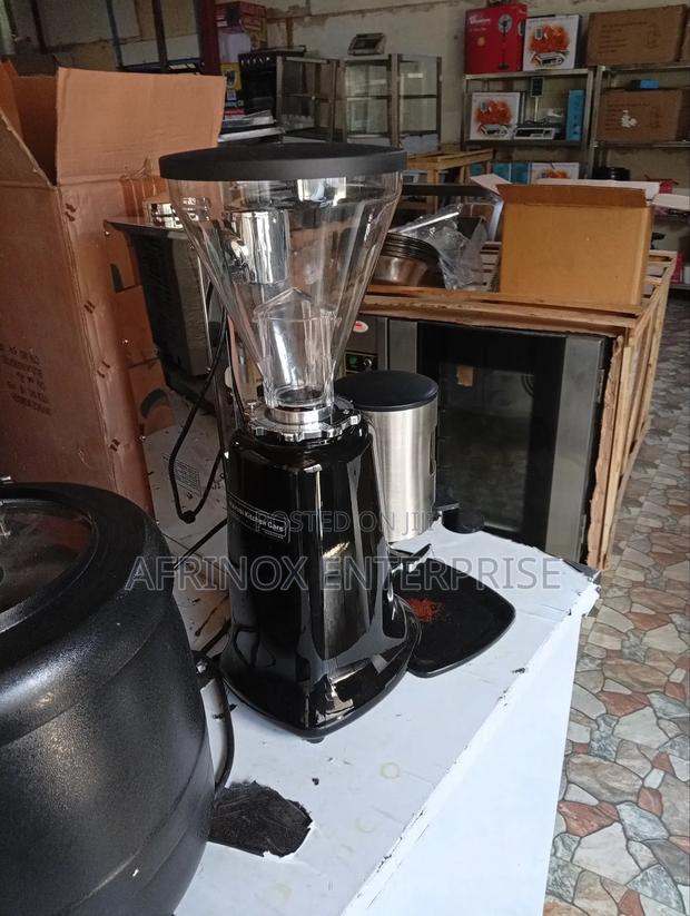Coffee Grinder Machine – Commercial GradeFast, Consistent Durable - main view