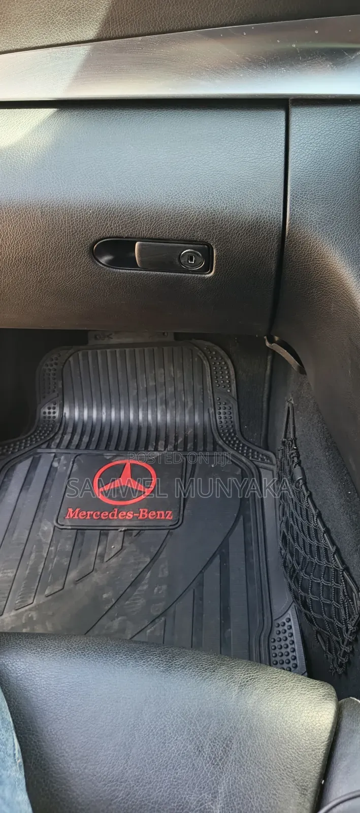 Mercedes-Benz C200 2016 Silver