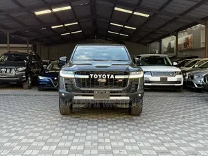 Toyota Land Cruiser 2023 Gray