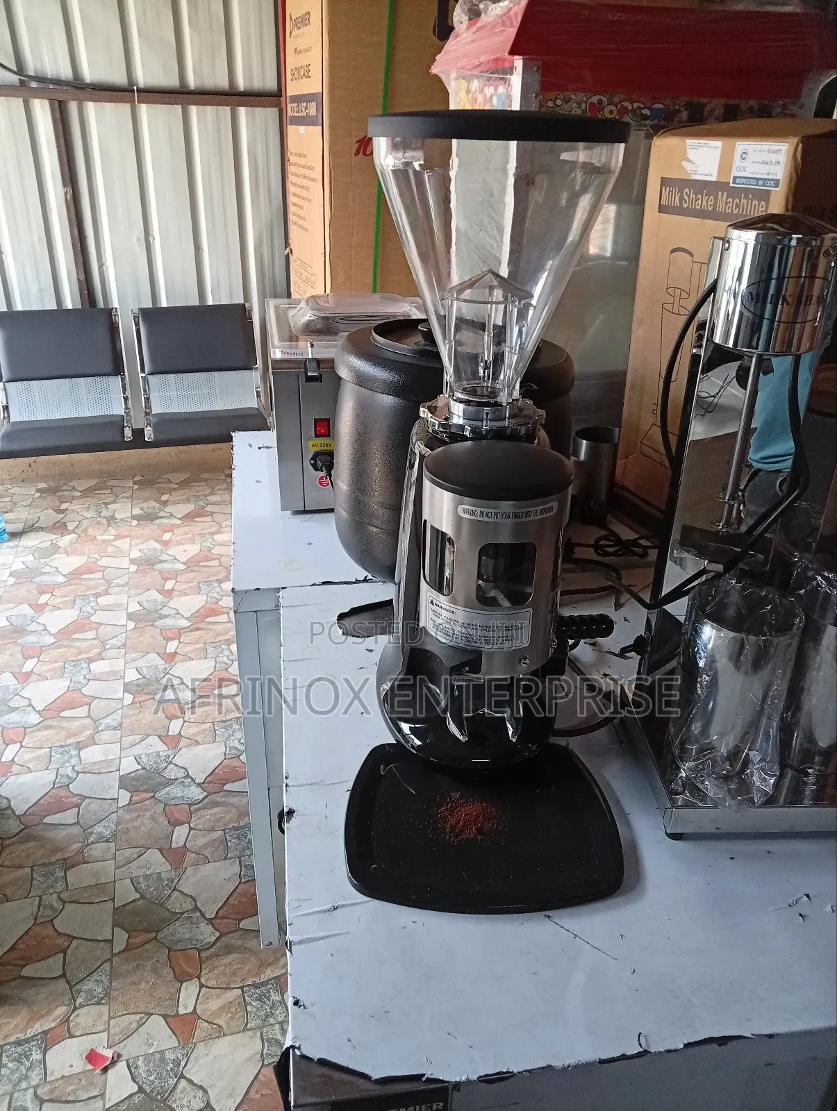 Coffee Grinder – Commercial Use
Fast | Consistent | Durable
Machine