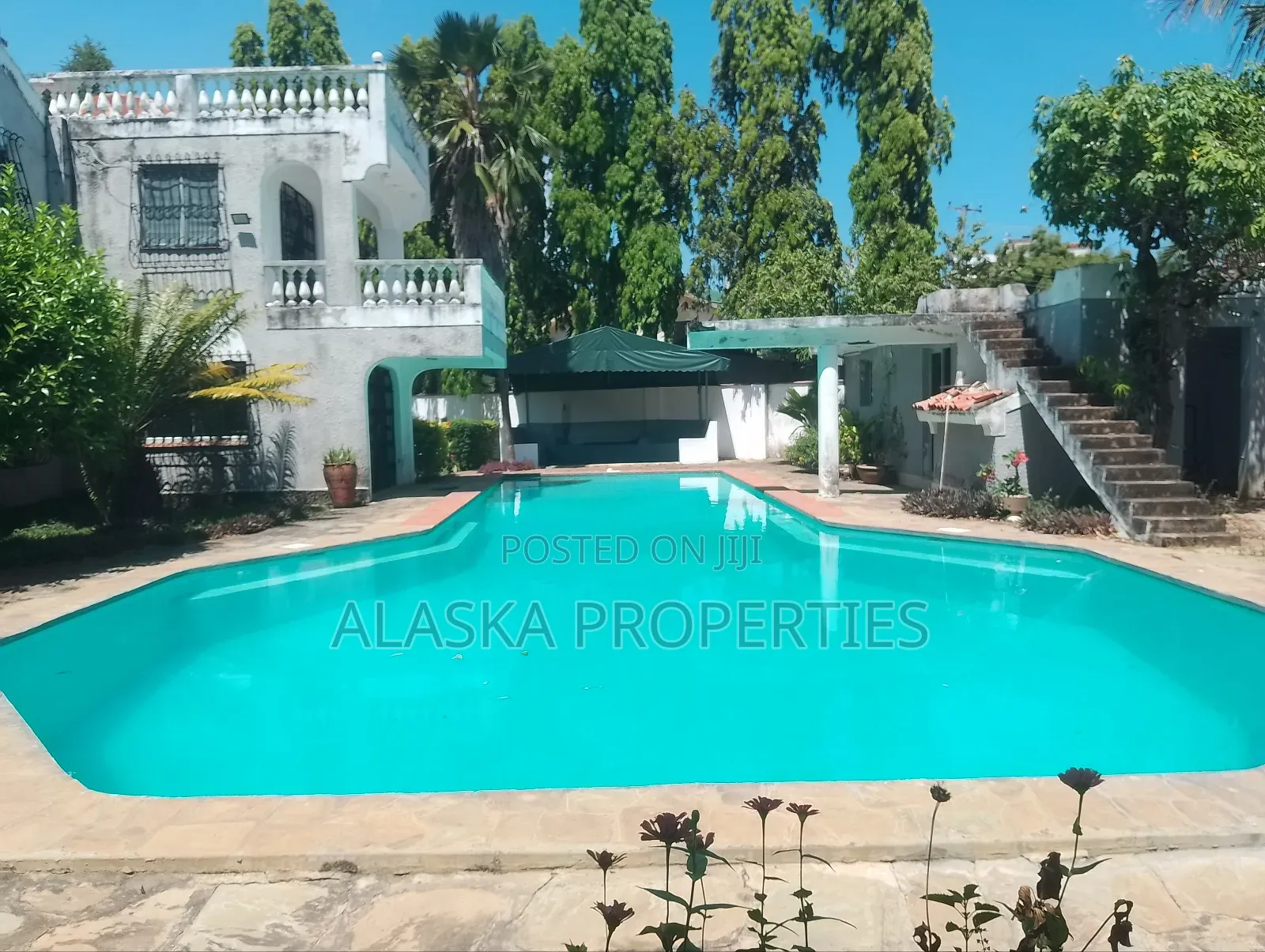 5bdrm Mansion in Nyali Estate for sale