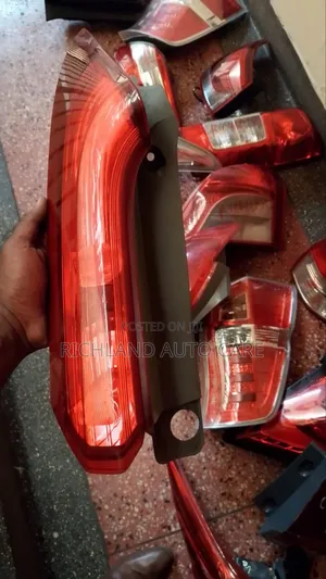 Honda Cr-v Upper Taillight