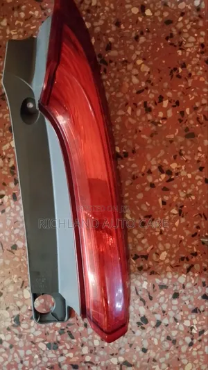 Honda Cr-v Upper Taillight