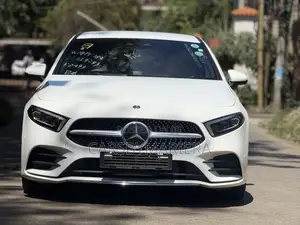 Mercedes-Benz A-Class 2018 White