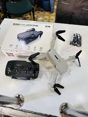 E88 Toy Drone for Kids – Foldable Fun