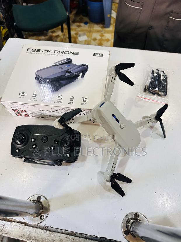 E88 Toy Drone for Kids – Foldable Fun - main view