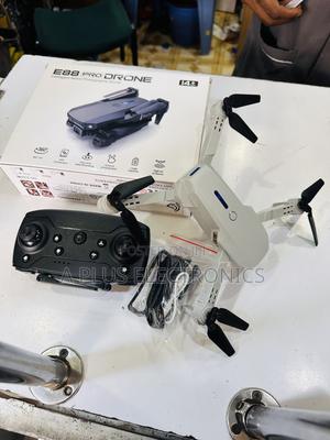 Kids Toy Drone E88/E99 – Beginner Friendly - thumbnail 2