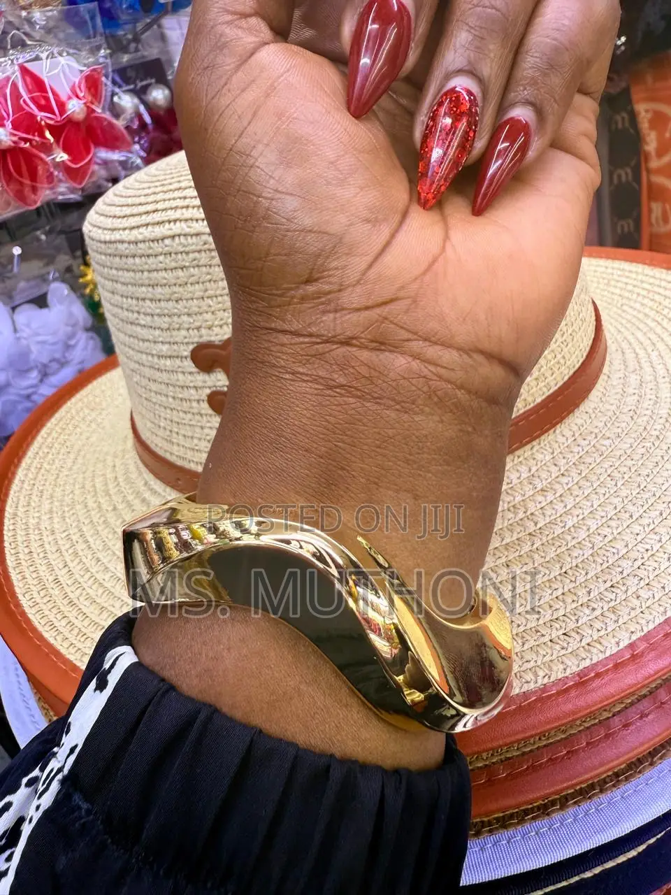 Ladies Statement Wide, Gold-Tone Metal Cuff Bangles.