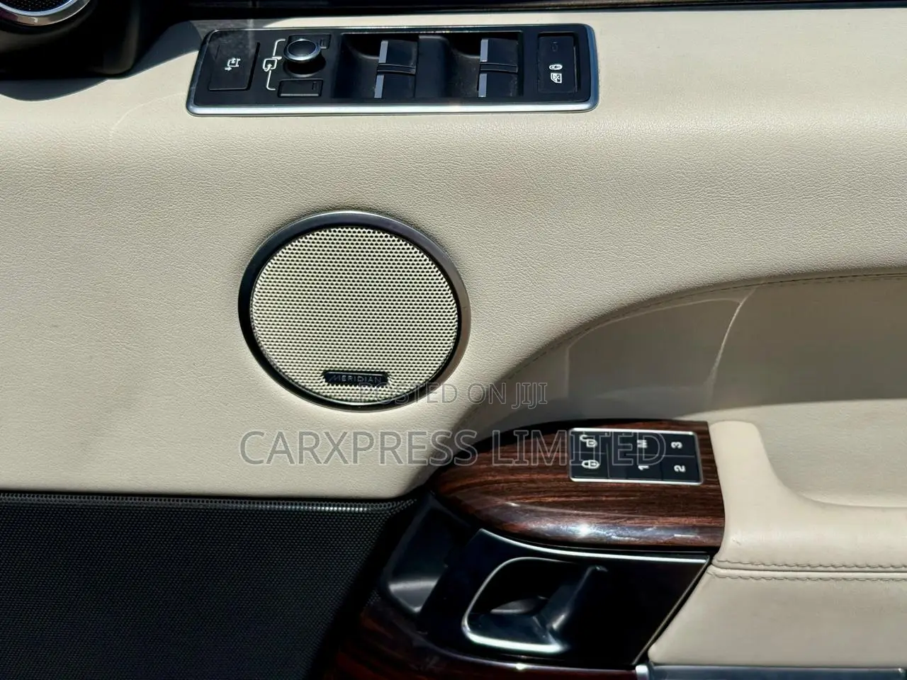 Land Rover Range Rover Vogue 2018 Black