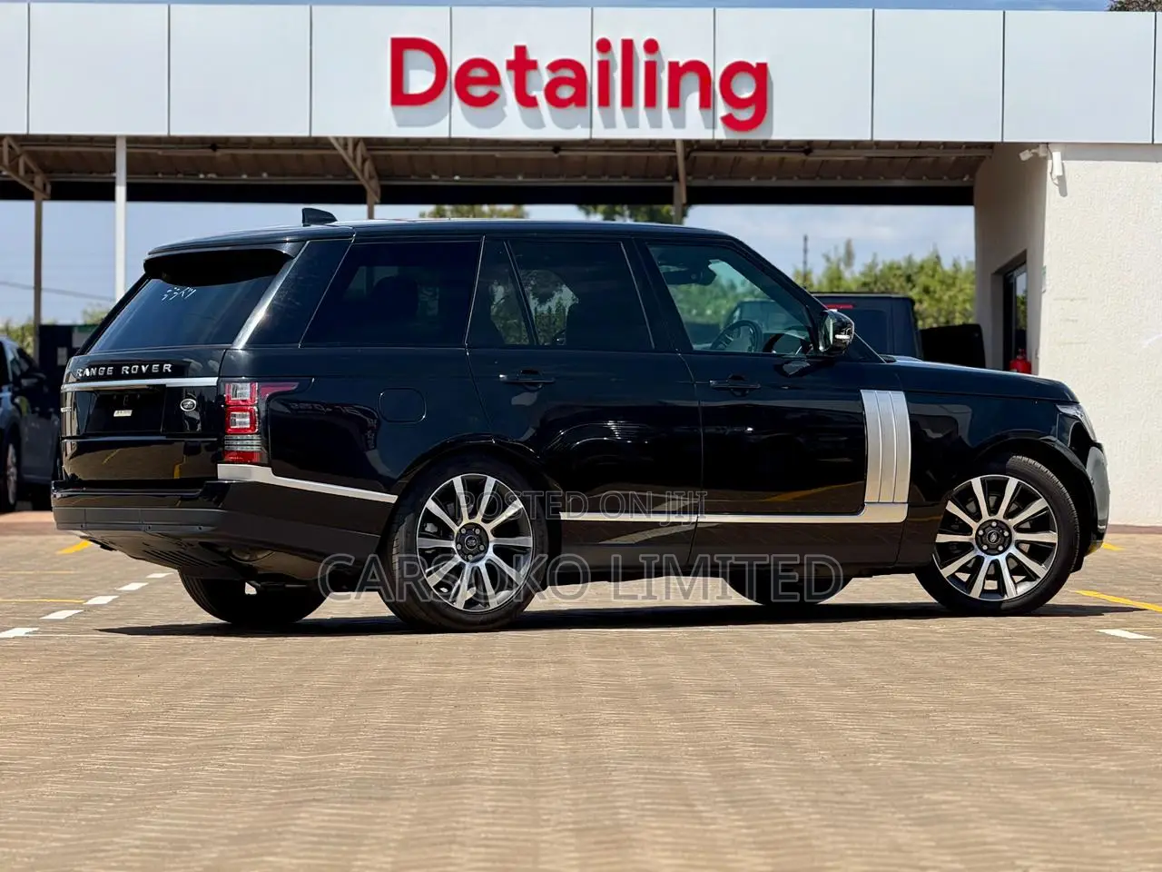 Land Rover Range Rover Vogue 2018 Black