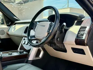 Land Rover Range Rover Vogue 2018 Black