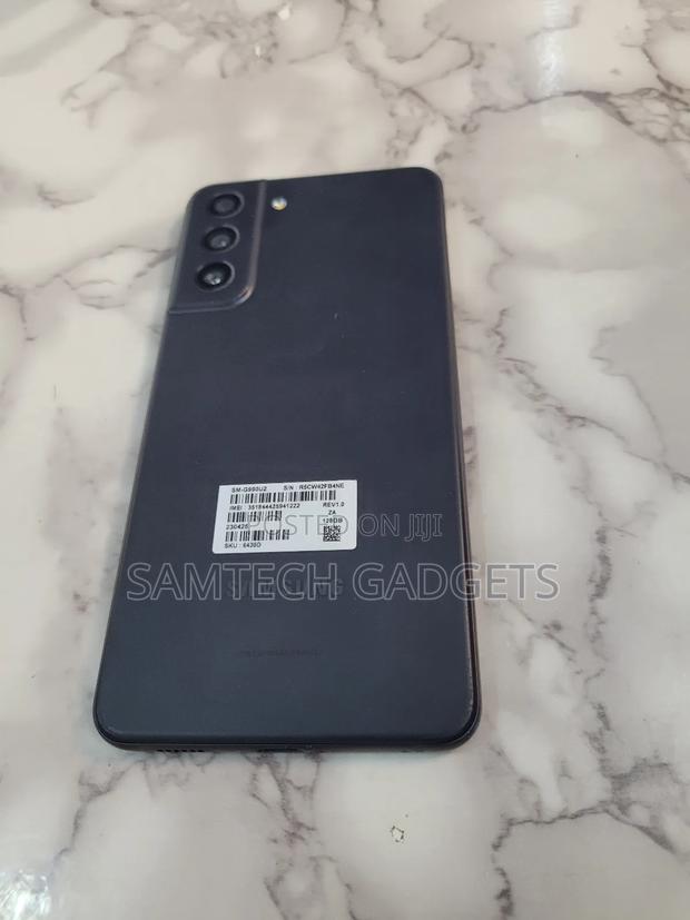 Samsung Galaxy S21 FE 128 GB Black - thumbnail 4