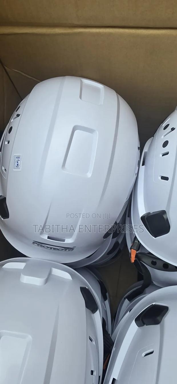 Helmet/Protective Helmet Wear - main view