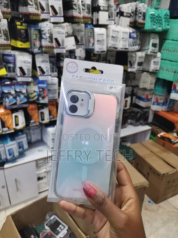 Moft iPhone 11 Translucent Matte Case Compatible With Magsafe - main view