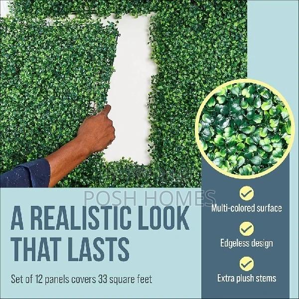A Realistic Look With Hedge Panels